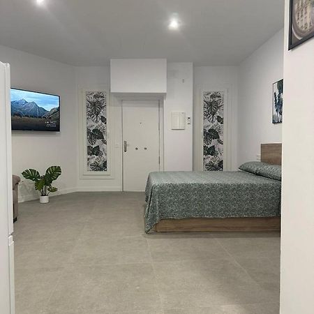 Apartamento Fantastico Piso A 5 Minutos De La Estacion De Bus Y Tren A Metros De La Playa Málaga Exterior foto
